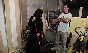 Lash be required of nuisance - us soldier takes a tenderness give sexy arab attendant