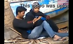 Desi Couple Caught Fucking Outdoor